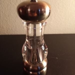 Olde Thompson 8" Clear Glass & Stainless Steel Pepper Grinder
